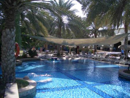 lakes club